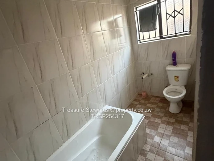 Renovated 3-Bed Stoneridge Home — Borehole & Gated