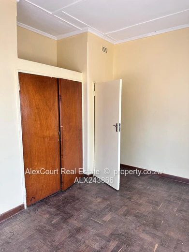 Spacious Home In Prospect, Waterfalls For Rent (Sole Mandate)