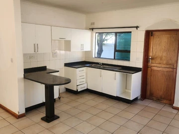 3 Bedroom Garden Flat