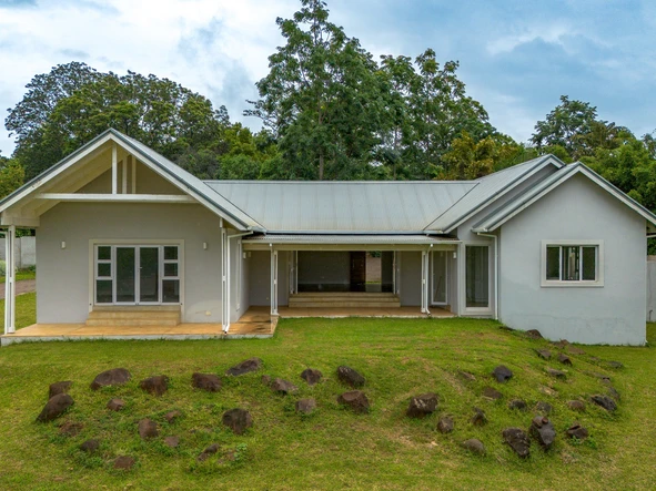 6 Unit Townhouse Complex