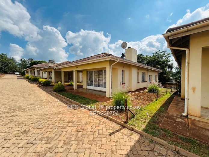 Upmarket Cluster houses for sale 