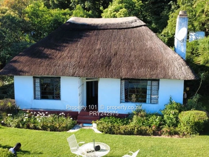 Exquisite Nyanga-MOUNTAIN LIVING FORSALE 120k