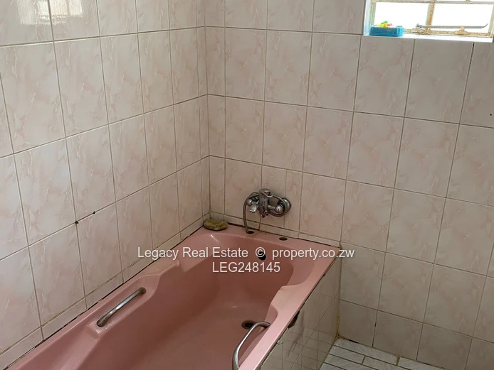 Secure Family Home To Let In Mainway Meadows