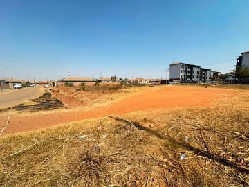 Commercial & Industrial Land