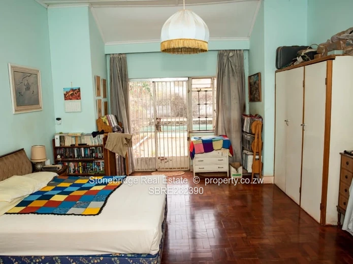 3 Bedroom House for Sale in Suburbs