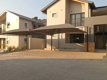 3 Bedroom Flat & Apartment