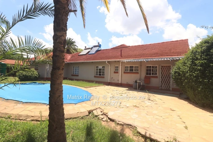 Avondale West House To Let