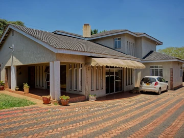 5 Bedroom House