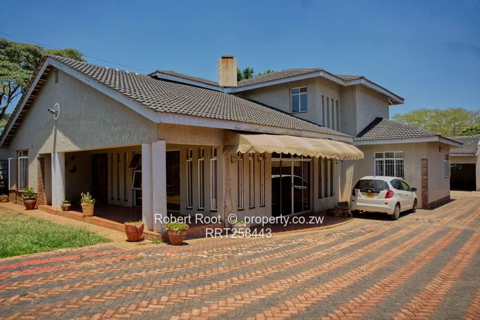 Spacious 5-Bed Westgate Home with Borehole & Large Bedrooms