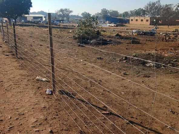Commercial & Industrial Land