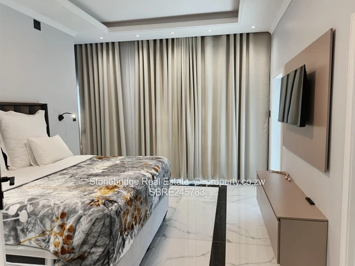 Modern 5 Bedroomed Hillside Townhouse to rent