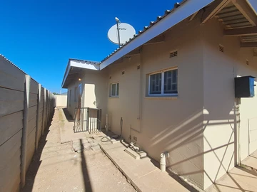 3 Bedroom Townhouse Complex