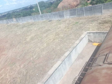 Commercial & Industrial Land