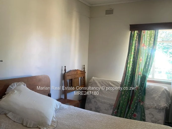  Newton West, 3 Bedroom Home  For Sale 
