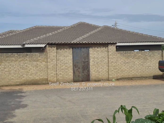 Spacious Four-Bedroom Family Home in Sought-After Southview Park