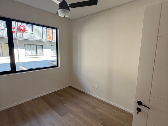 3 Bedroom Garden Flat