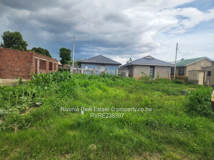 200m² Serviced Stand in Southlea Park — Lush Green Plot