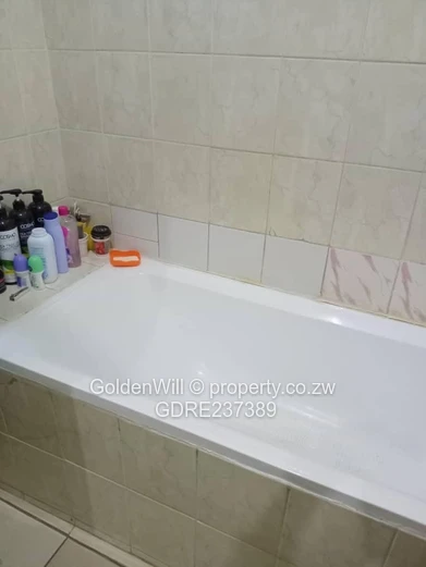 Newlands Townhouse To Let