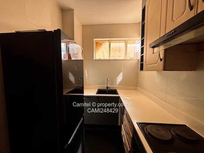 Newbury Avenues: Fully Furnished 2-Bed Flat with Borehole