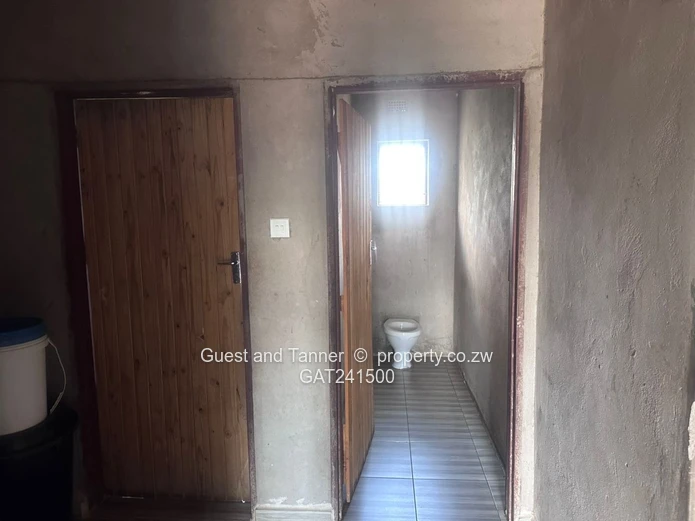 4-Bedroom House For Sale In Chitungwiza 