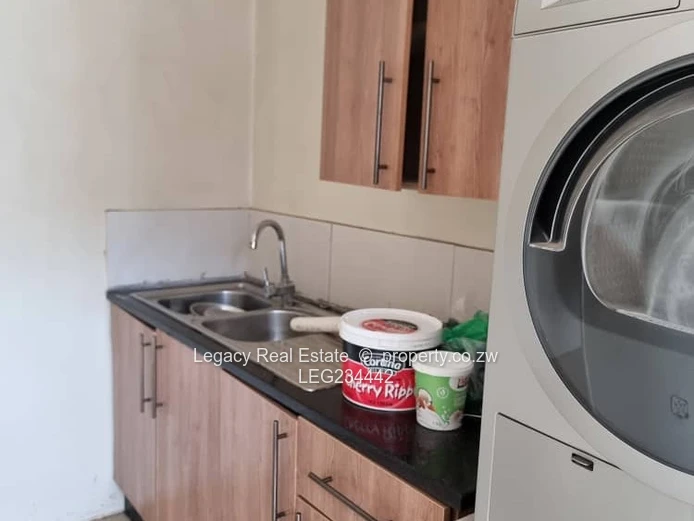 Sunridge – Immaculate 3-Bedroom Home to Let