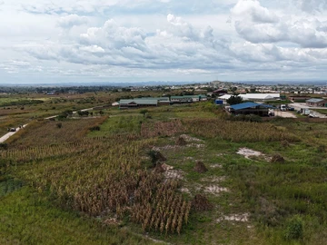 Commercial & Industrial Land