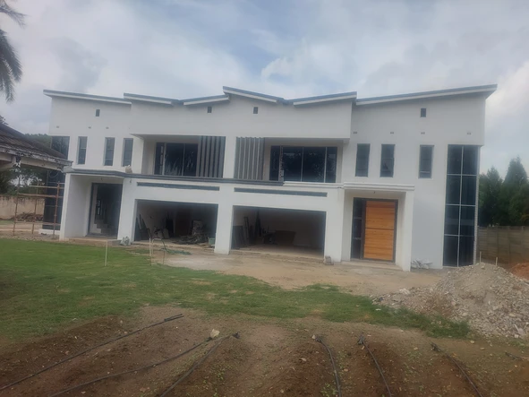 4 Bedroom Garden Flat