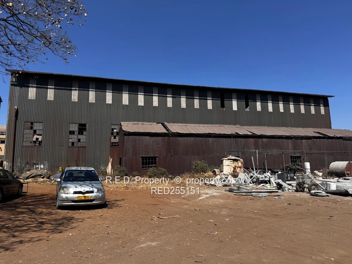 An expansive industrial and commercial complex In thorngrove!
