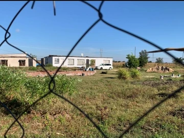 Stands & Residential Land