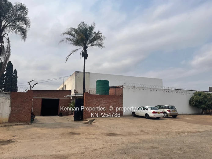 Factory / Warehouse In Southerton