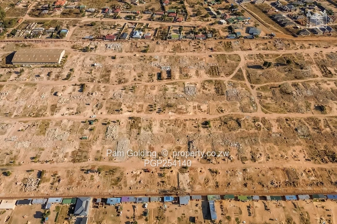 20 Hectares Ideal For A Mixed Use Development Along Chitungwiza Rd