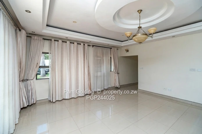 Stunning Family Home In New Pomona (Near Vainona) (Sole Mandate)