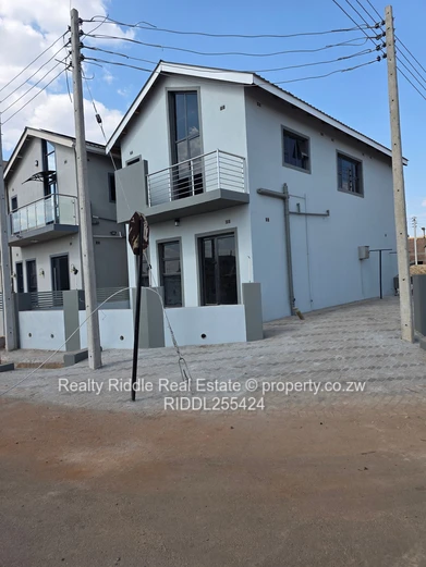 3-Bed Modern Flat with Borehole in Rainham, Harare West