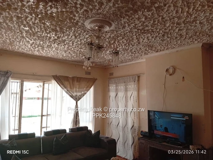 3-Bed House Manyame Park For Sale