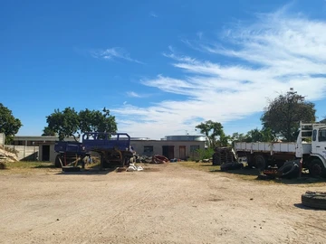 Commercial & Industrial Land