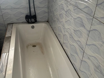 3 Bedroom Flat & Apartment