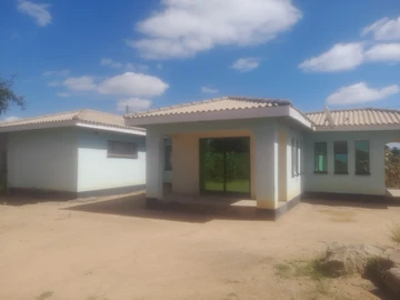 Rockview Chitungwiza house for sale 