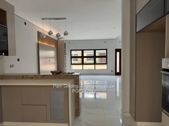 3 Bedroom Townhouse/Complex/Cluster for Sale in Mount Pleasant