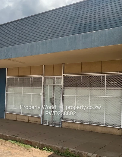 Shop To Let In Southerton