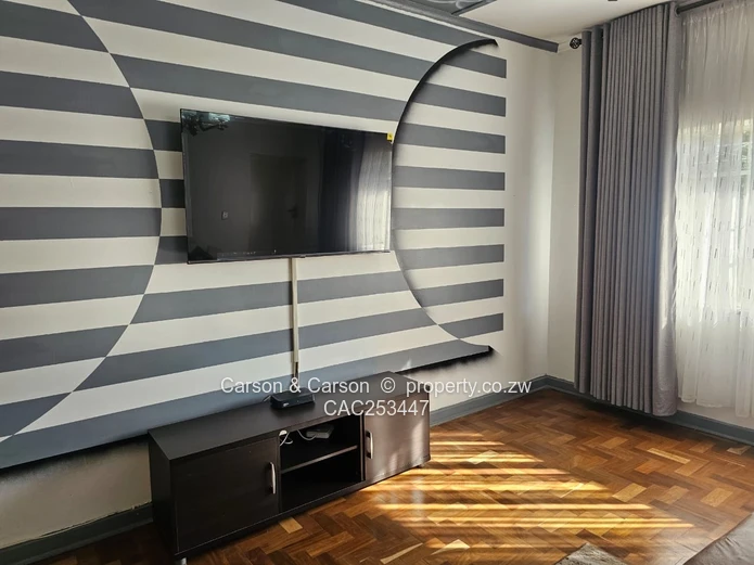 Stylish Fully Furnished 2-Bed Avondale Flat (Sole Mandate)