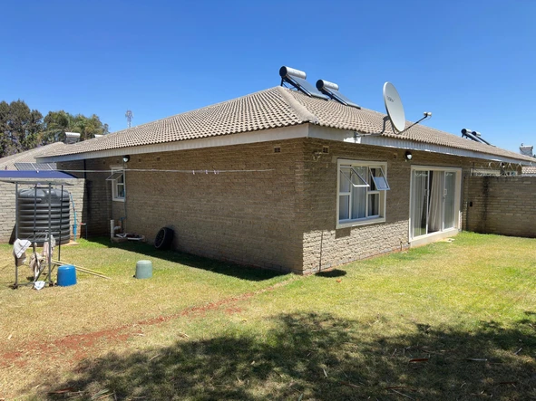 2 Bedroom Garden Flat