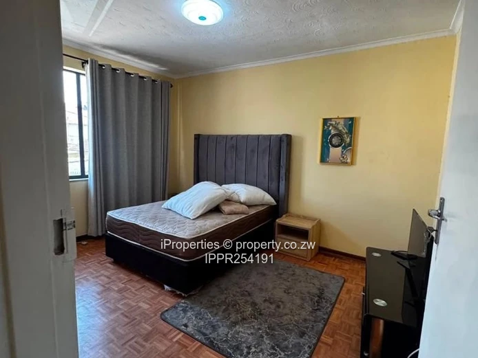 Fully furnished Duplex garden flat in the Avenues for rental 