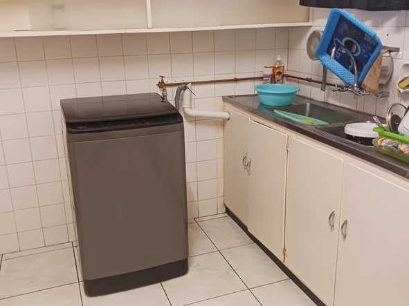 2 Bedroom Flat & Apartment