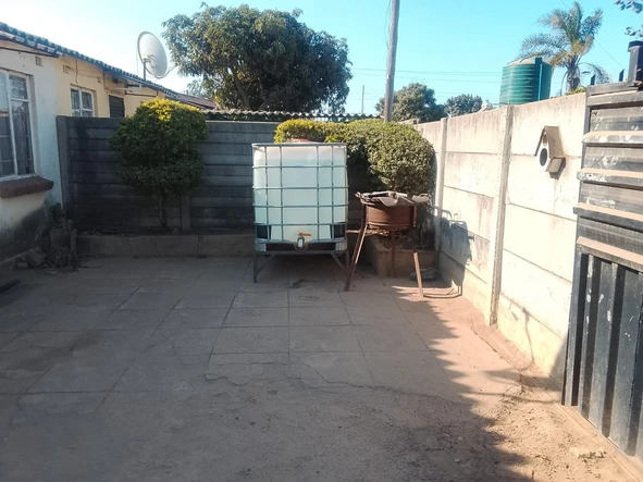 2 Bedroom House