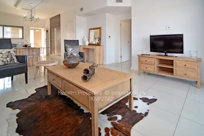 Luxurious upmarket hotel living apartment in Sandton, Johannesburg (Sole Mandate)