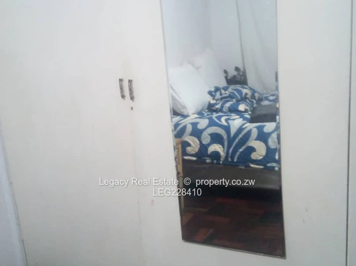 Avondale First-Floor Flat with Garage & Borehole