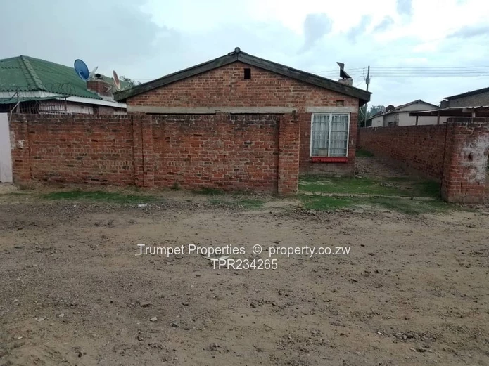 5-Bed Family Home in Budiriro — Walled with Verandah (Sole Mandate)