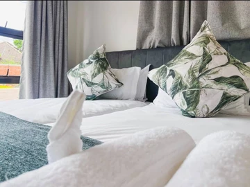 4 Bedroom Garden Flat
