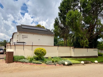 3 Bedroom Garden Flat