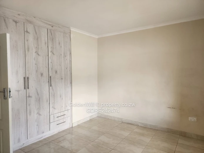 Cluster for Rent in Bluffhill 